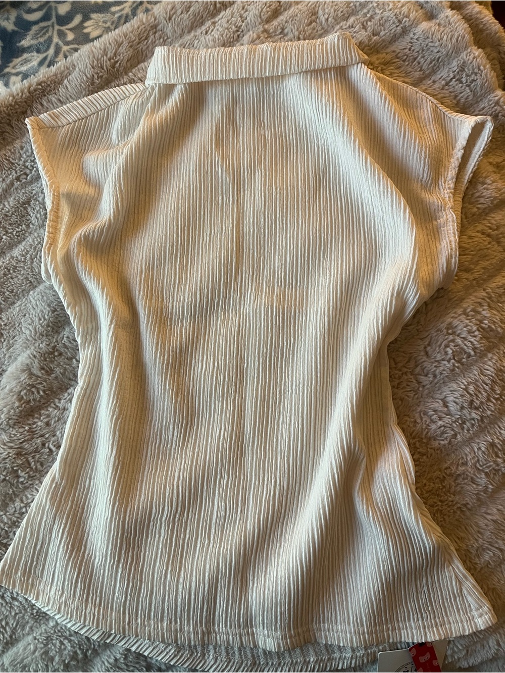 ⭐️NWT⭐️ Cider Women’s Top in Cream